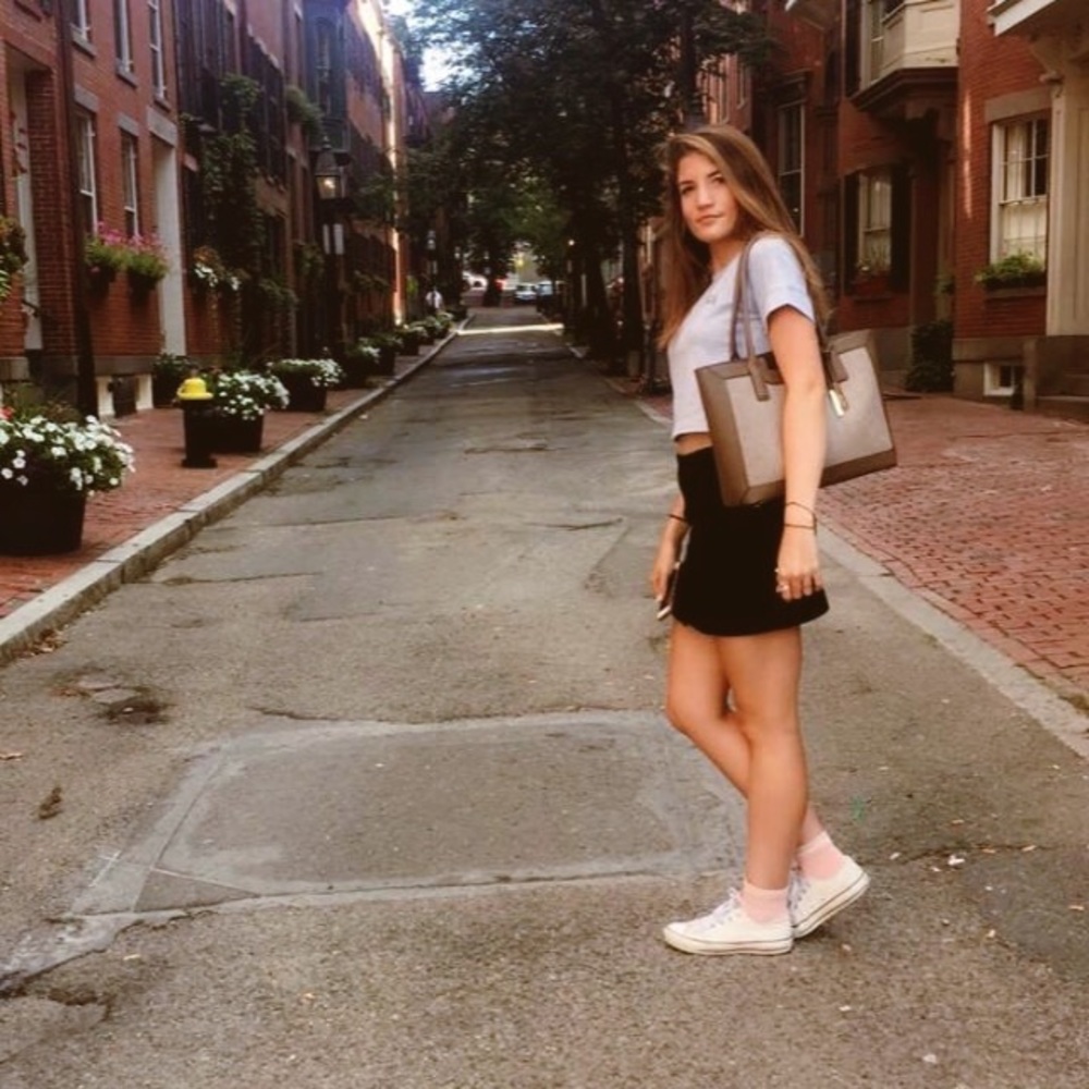 Meet your Posher, Brianna